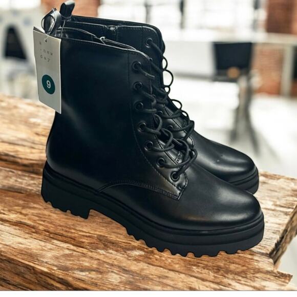 NWT A New Day Faux Leather Side Zip Ankle Length Combat Boots Women’s 9 - Picture 1 of 8
